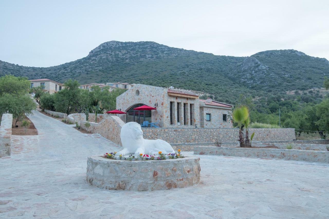 Karia Hotel Palamutbuekue Eksteriør bilde