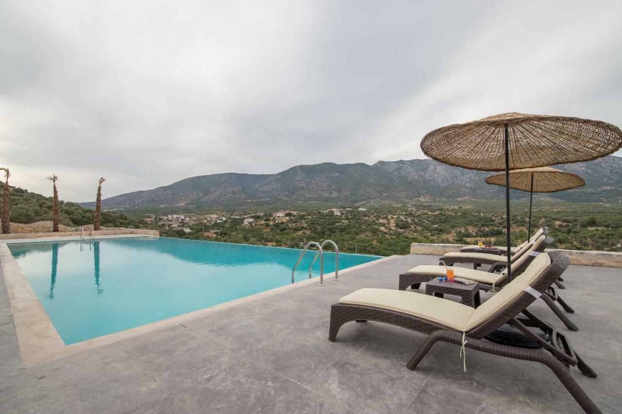 Karia Hotel Palamutbuekue Eksteriør bilde